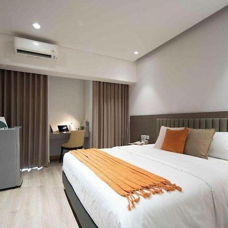 The Day Residence Jakarta Exteriör bild