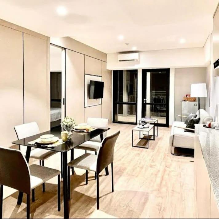 The Day Residence Jakarta Exteriör bild